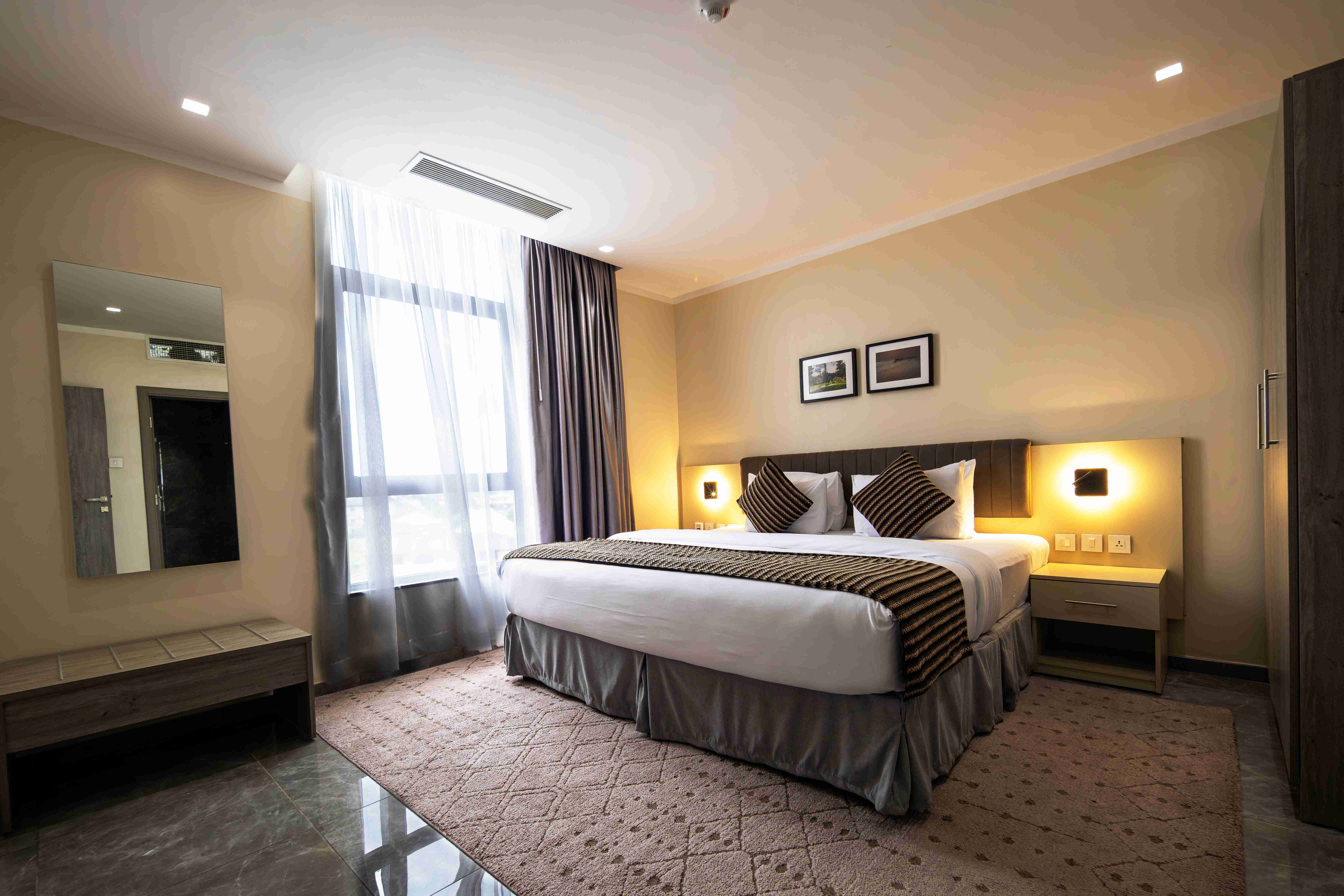 Deluxe Room | Suite-1 King Bed