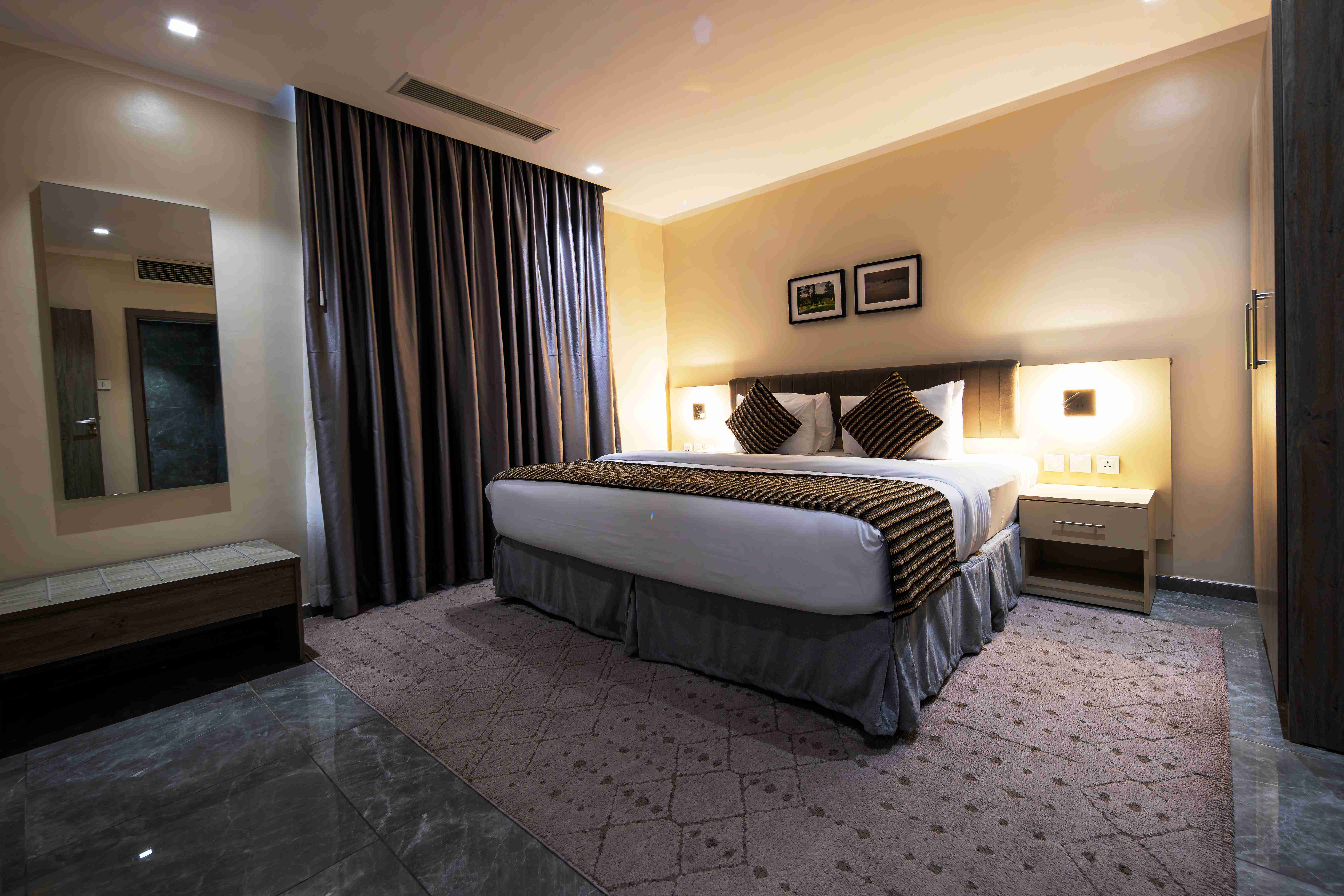 Deluxe Room | Suite-1 King Bed